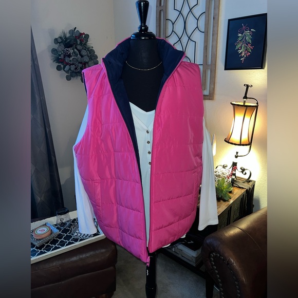 Reversible Navy/Hot Pink Vest - Picture 1 of 11